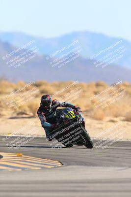 media/Jan-10-2025-CVMA Friday Practice (Fri) [[489e0da257]]/Group 4 and Trackday/Session 4 (Turn 16)/